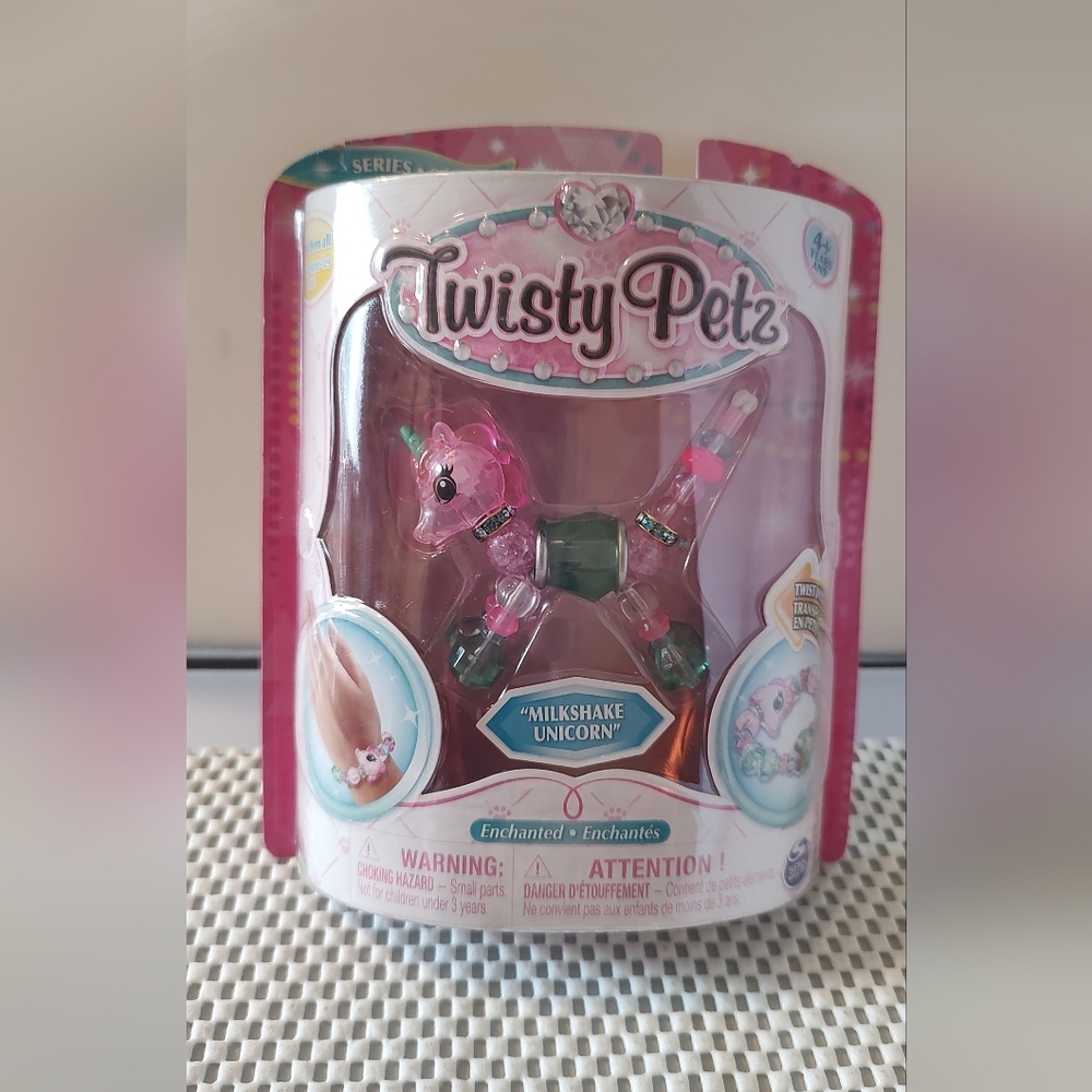 Twisty Petz Series 2 Bracelet Milkshake Unicorn Enchanted Spin Master Authentic